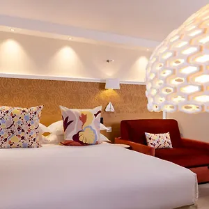 *** Hotel Elysees 8 Francia